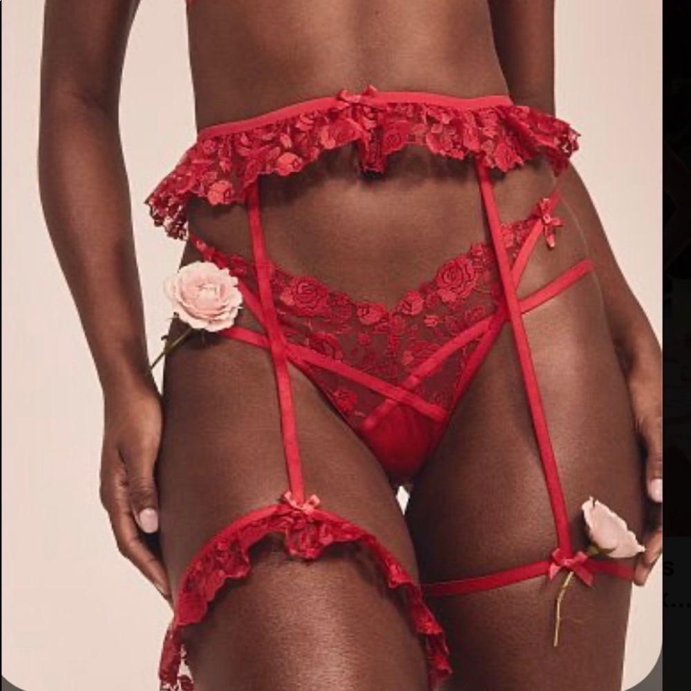 ISO: VS X FOR LOVE AND LEMONS ITEMS